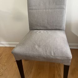 4 Grey chairs 