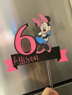 Cake toppers
