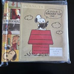 SNOOPY PHOTO ALBUM