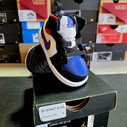 Nike Jordans Adidas Yeezy Vans - Kids Sneakers