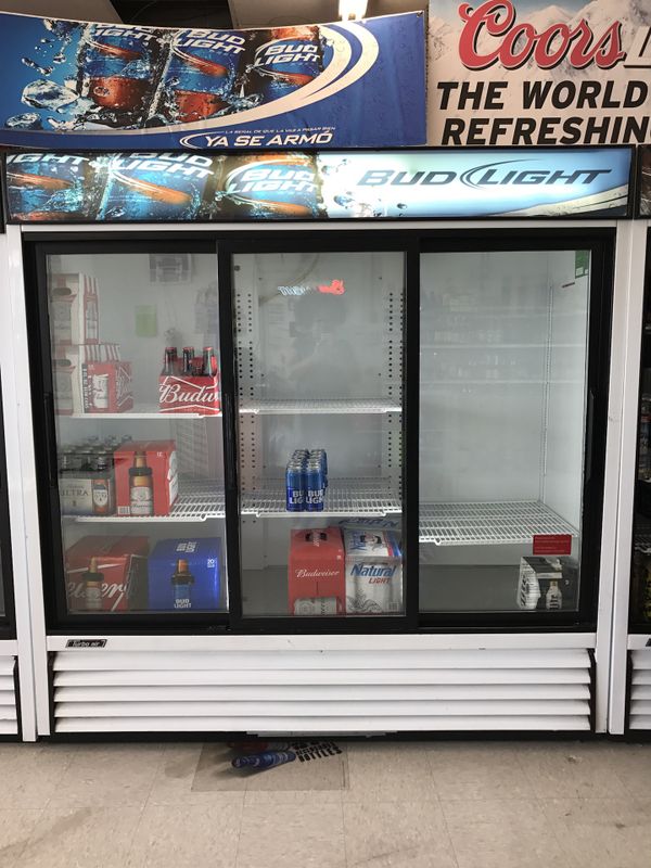 3 door commercial cooler for Sale in Lubbock, TX OfferUp