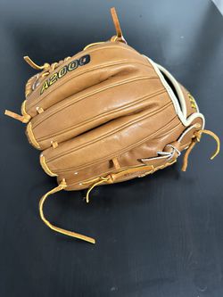 Wilson A2000 11.5 Baseball Glove Thumbnail