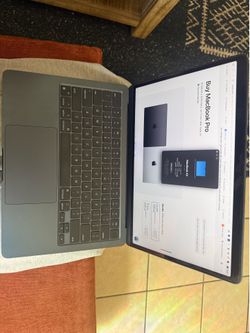 MacBook Air M2 (2022) 13” • 8GB RAM • 256GB SSD • 97% Battery • Great Condition