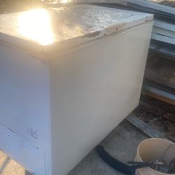 Frigidaire frost free freezer