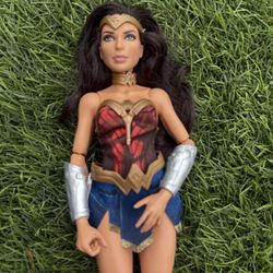 Wonder Woman Justice League Doll & Cut Out 