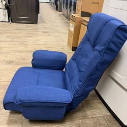 Swivel chair to watch tv brand new in box