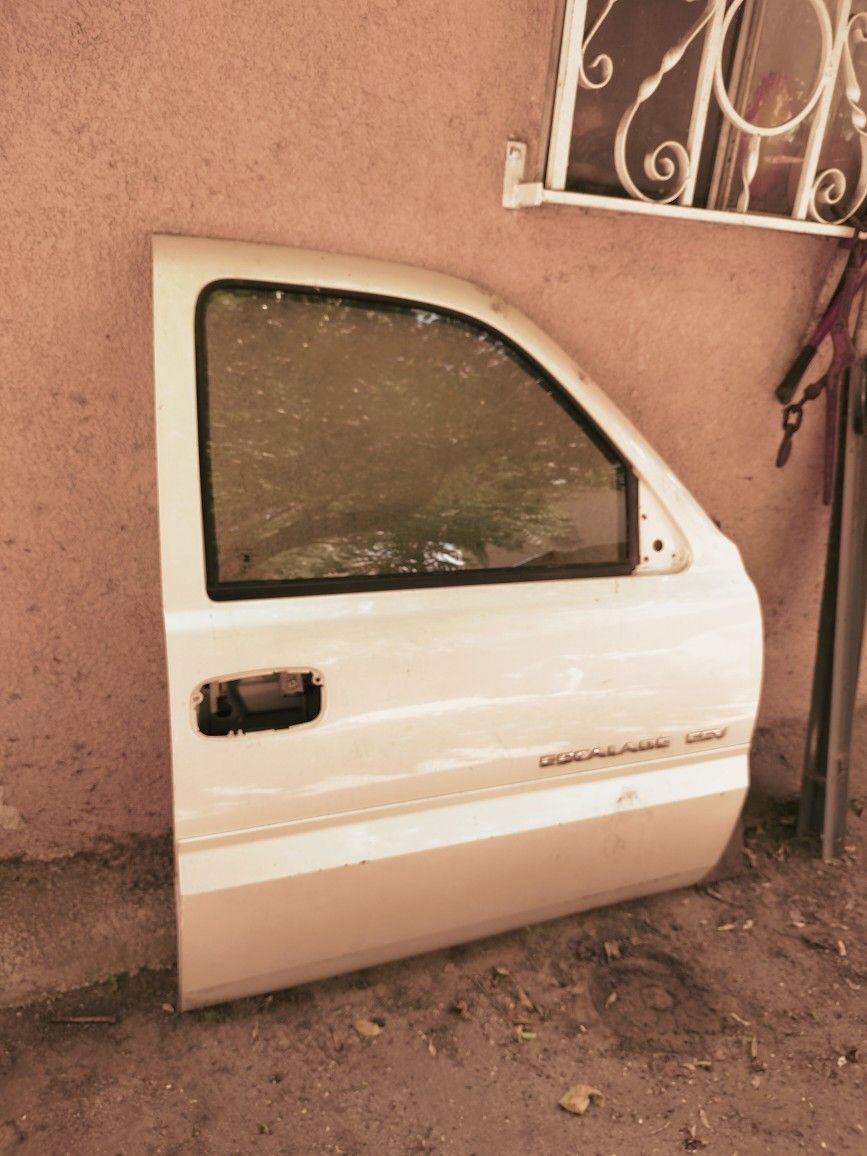 Cadillac Escalade Door Passenger Side