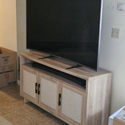 TV Stand / Console