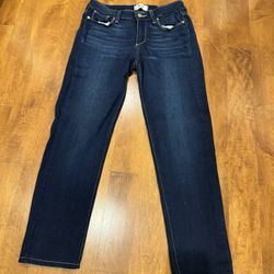 Woman’s Paige Skyline Ankle Peg Jeans Shipping Available 