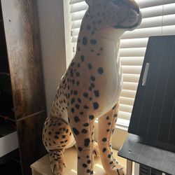 Giant Cheetah