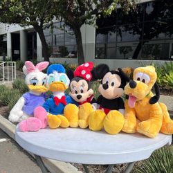 5 Disney Mickey And friends 