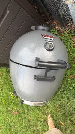 Akorn grill
