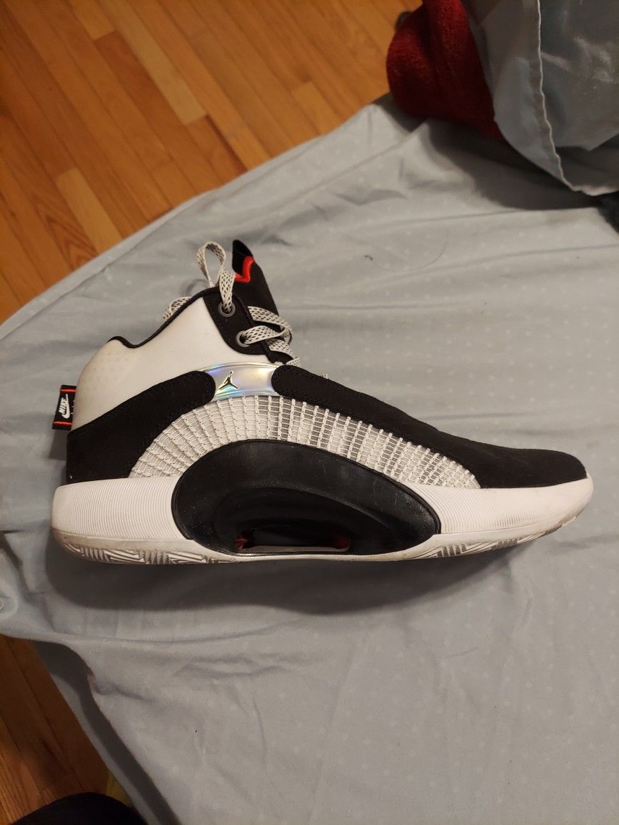 Jordan 35 Aize 12 