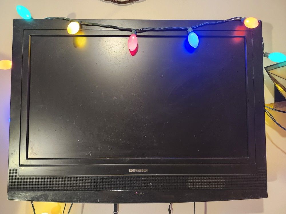 Emerson 32 Inch TV With Amazon Firestick