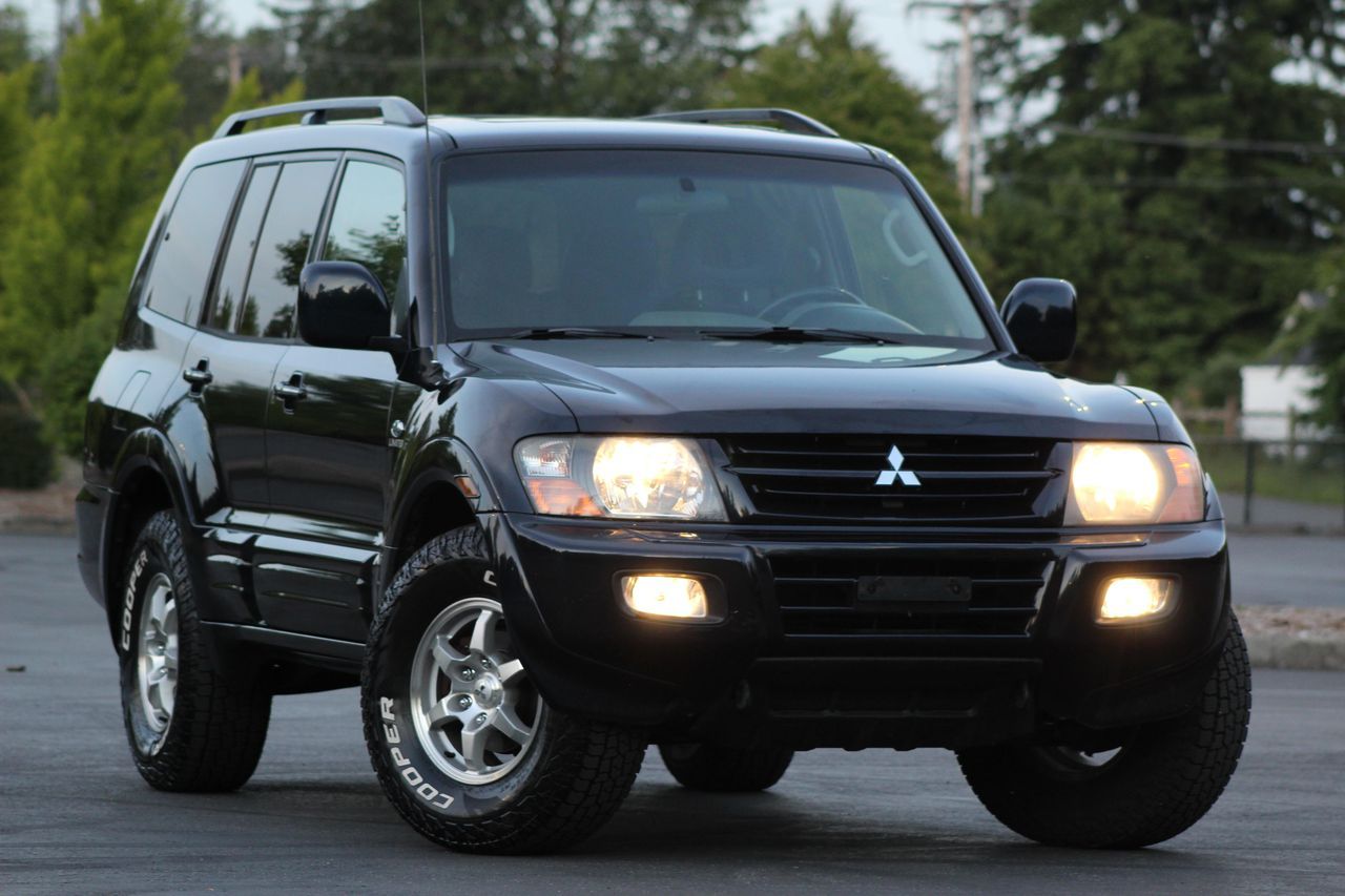 2002 Mitsubishi Montero