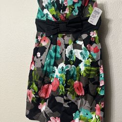 New dress Size 3