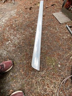 1967, 1968 rocker moulding