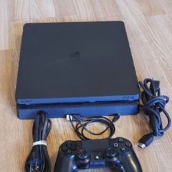 PS4 Slim