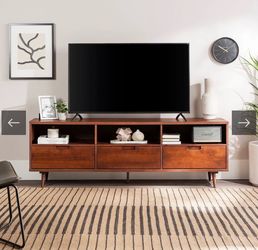 NEW IN BOX – Walker Edison 70” Solid Wood TV Stand – Walnut