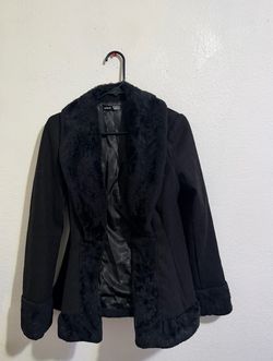 WOMENS FASHIONABLE COMMUTER COAT SIZE XS