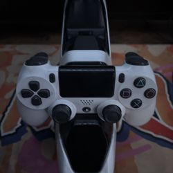PS4 Controller With Charger