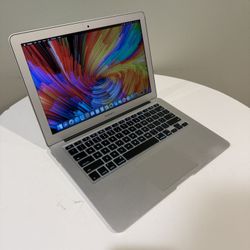 Apple MacBook Air 13” Laptop PC Computer i5/256gb SSD