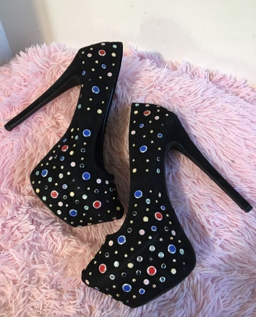 Scene Suede Black Platform Gemstone Embellished Heels Size 8.5 Heel 6"