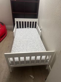 White Toddler Bed with Mattress