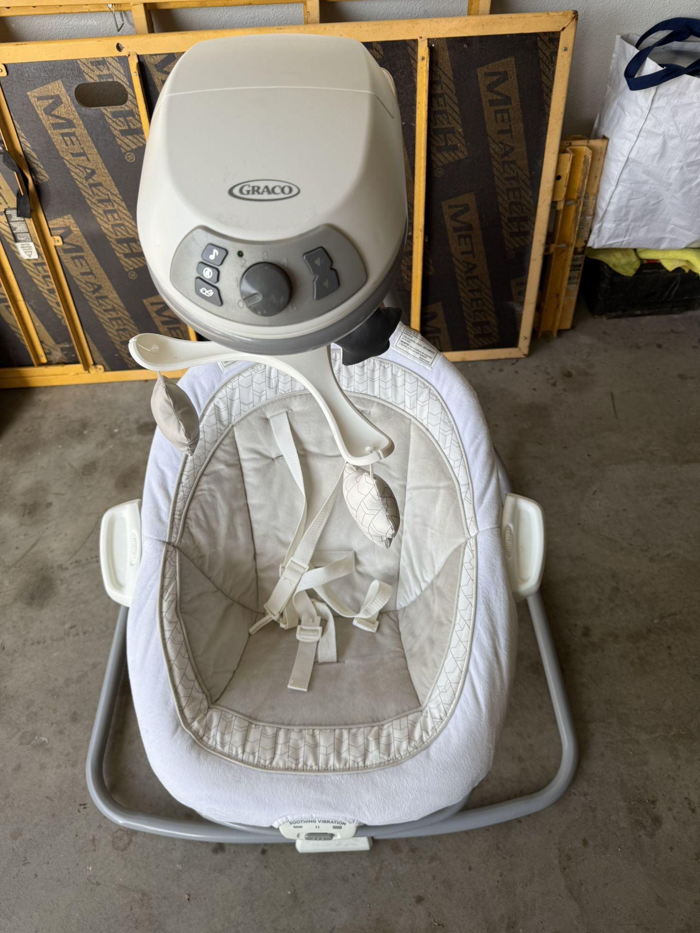 Graco Baby Swing