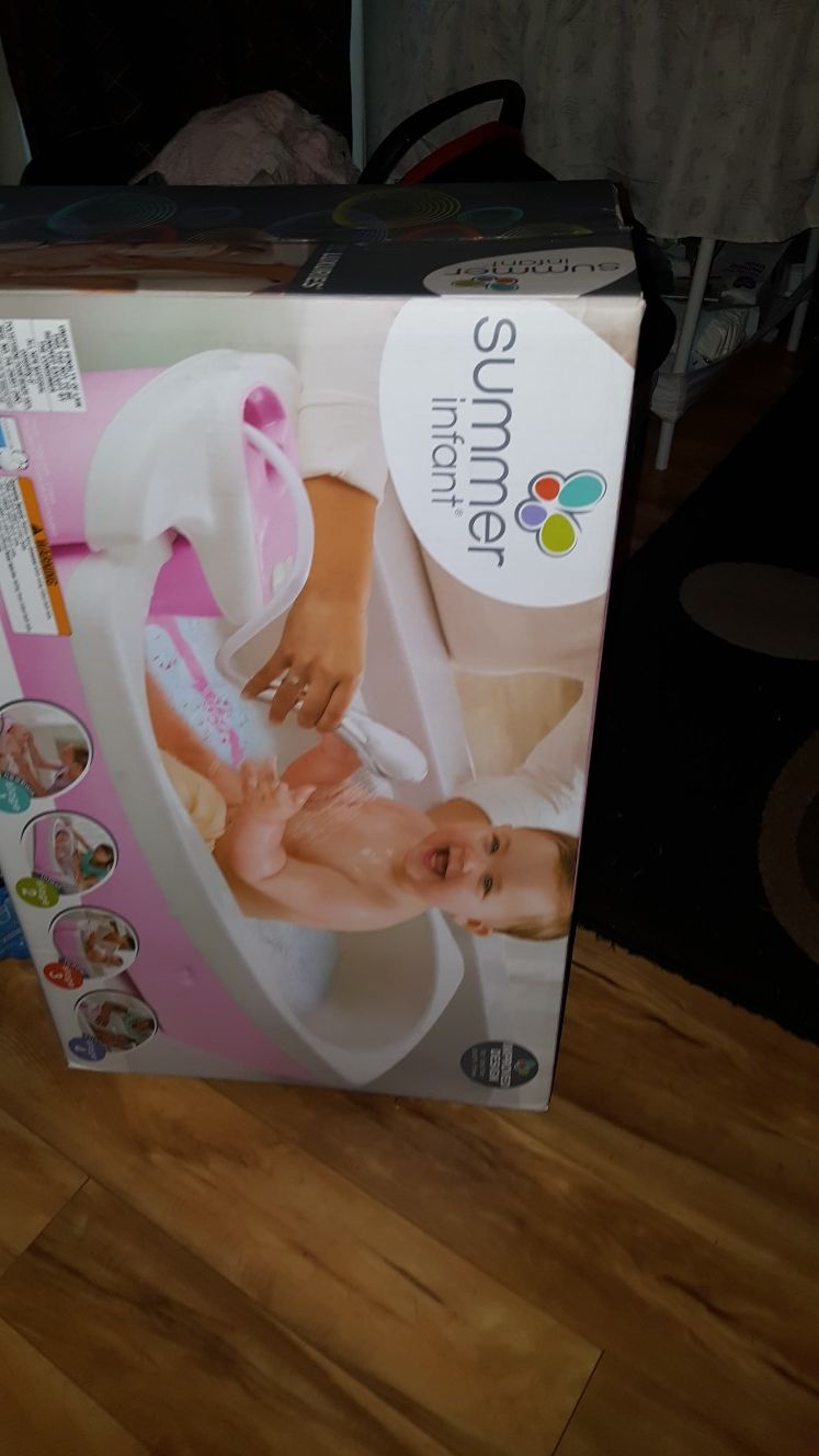 Luxury baby bath