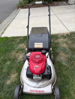 Honda Lawnmower twin blades
