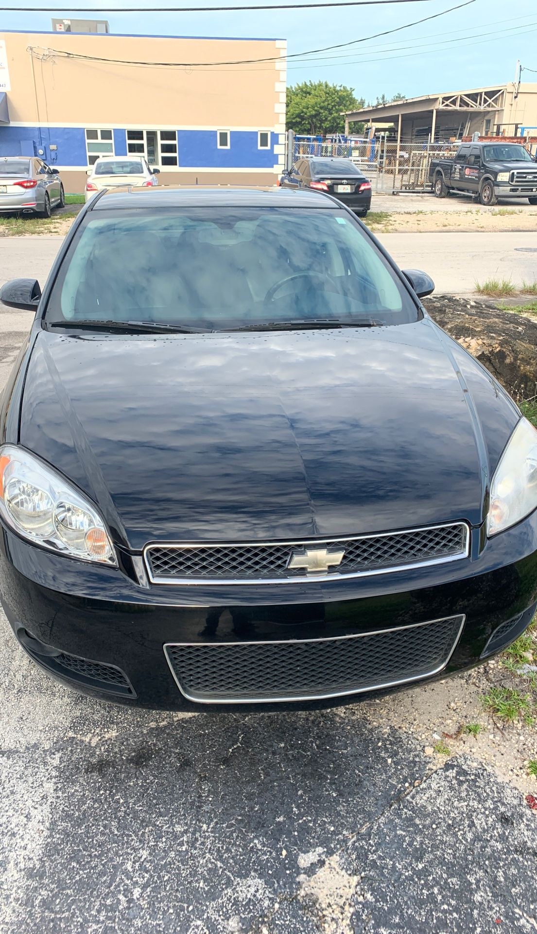 2007 Chevy impala for sale $5500 or obo. The car is very clean and reliable. Serious inquires only.