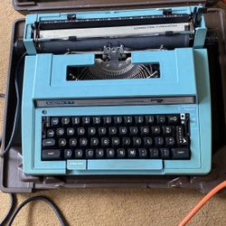  Smith, Corona Electra Ct