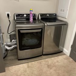 Samsung LG Smart Washer And Dryer.