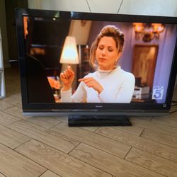 TV