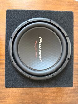 Pioneer Champion Series Subwoofer in Enclosure