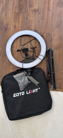 Ring light with case and remote $35