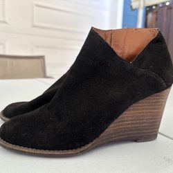 Lucky Brand Women’s Black Suede Ankle Boots Size 7.5