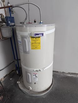 GE 50 Gallon Electric Water Heater 