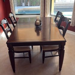 Dining Table Set 