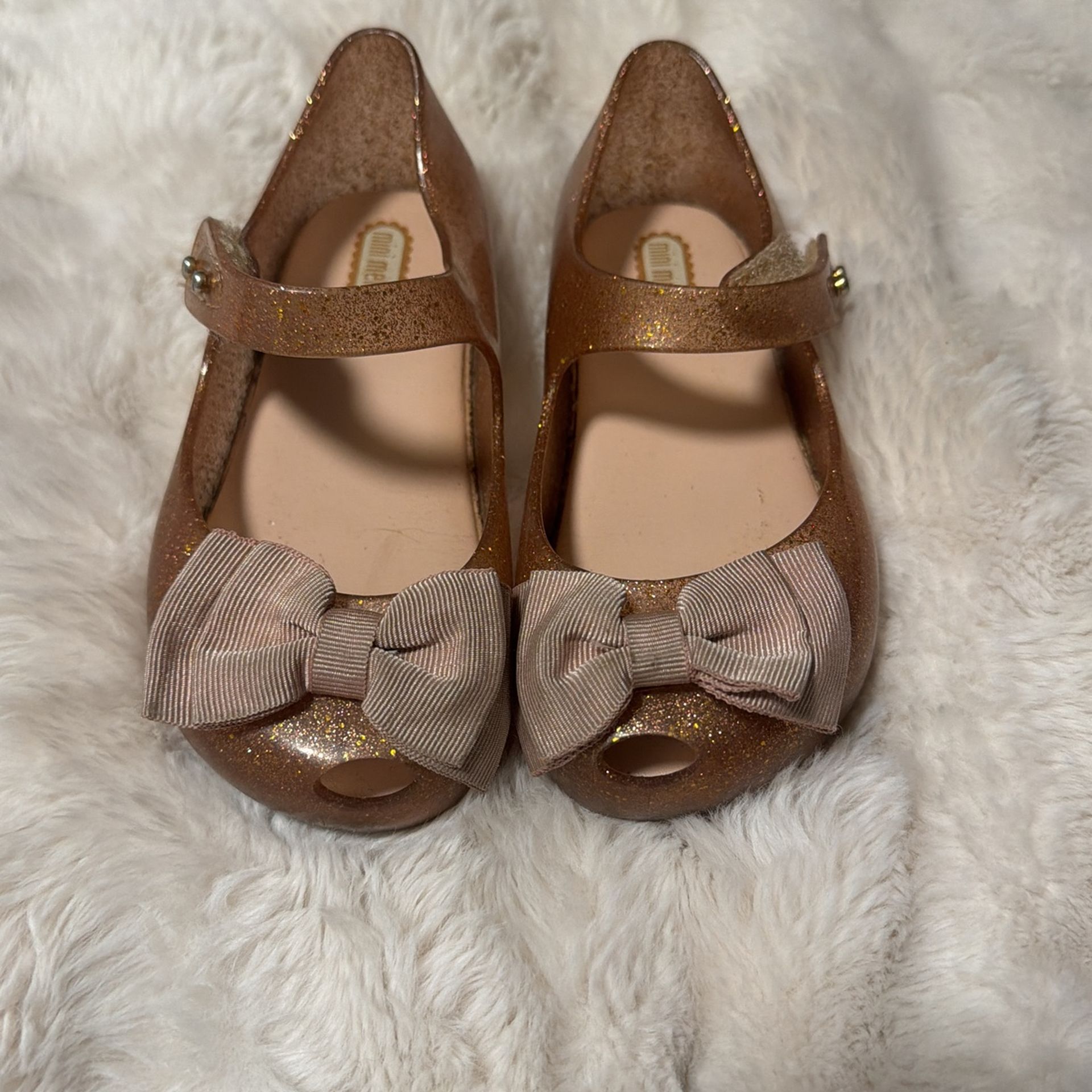 Mini Melissa Size 9 For Little Girls