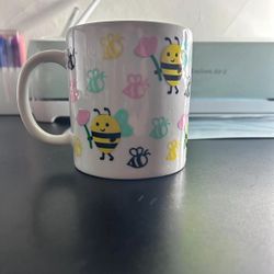 All Bee’s Mug, 15.8 Fl Oz, Decorated with Permanent Vinyl And Epoxy Coating