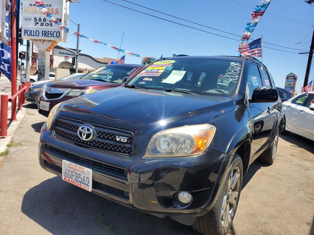 ๐ต๐ต๐ต2008 Toyota Rav-4 ๐ต๐ต๐ต Air Tires