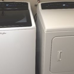Large Capacity Whirlpool Cabrio Washer And Dryer Set 