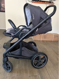 Nuna Stroller (carriola)