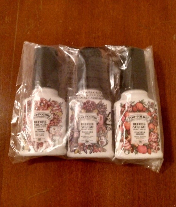 BRAND NEW IN PACKAGE WITH 3 INDIVIDUAL GIFT BOXES POO-POURRI SPRING BUNDLE SET OF THREE 2 OZ ESSENTIAL OIL TOILET DEODORIZERS