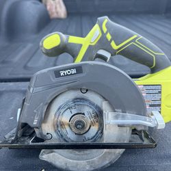Ryobi circular saw P505 5 1/2 “ blade