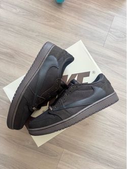 Size 14 men jordan 1 low