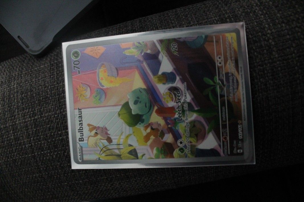 Bulbasaur 143/142 Sv07: Stellar Crown Holo