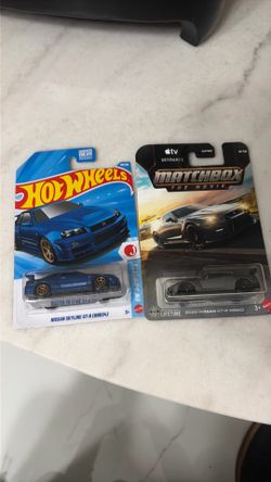 Hot wheels  nissan Skyline  R34  and Matcbox GT-T NISMO
